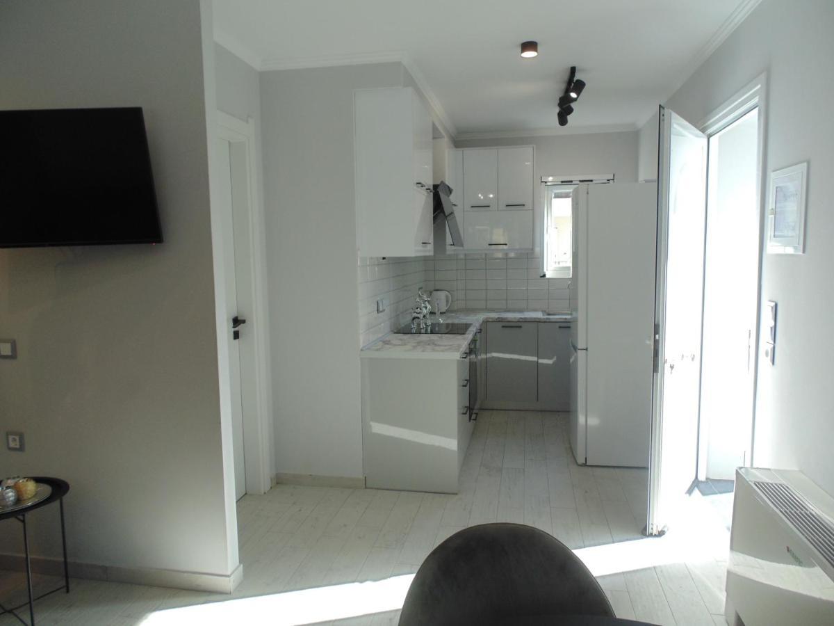 Peskena's Apartment Potamos  Bagian luar foto