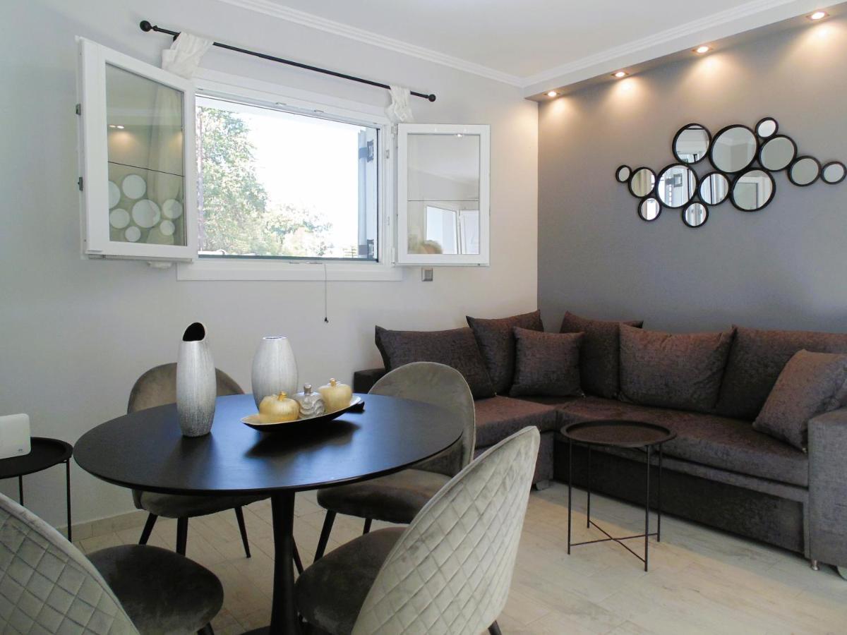 Peskena's Apartment Potamos  Bagian luar foto